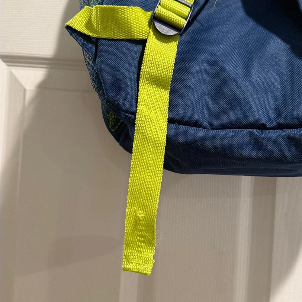 Fab Starpoint vibrant blue
